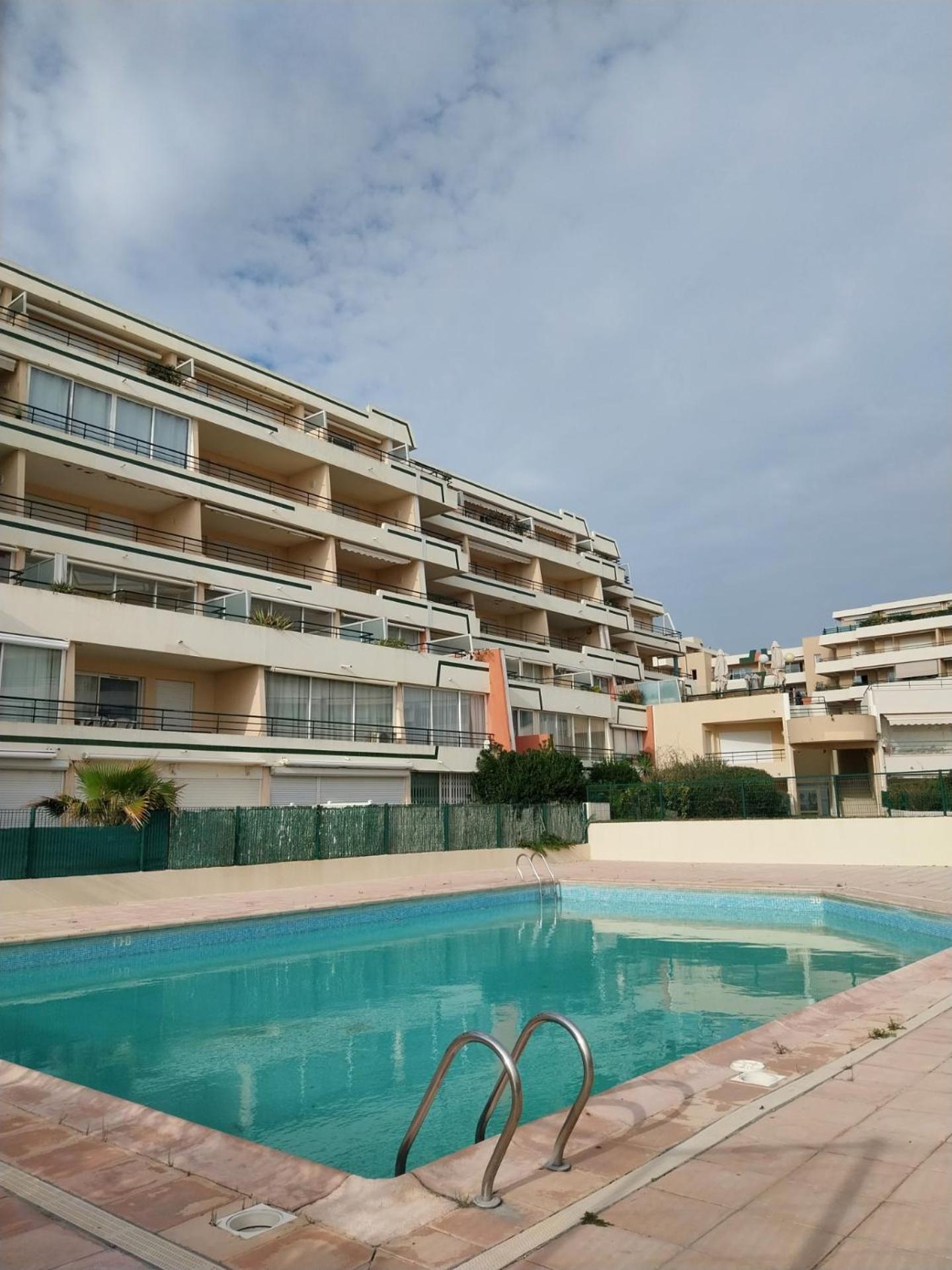 T2 Coin Chambre, Terrasse 1Ere Ligne Mer, Piscine Сет Экстерьер фото